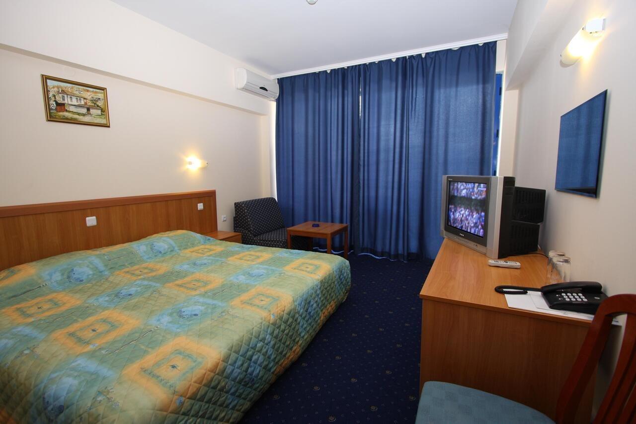 Aquamarine Hotel Солнечный берег Экстерьер фото